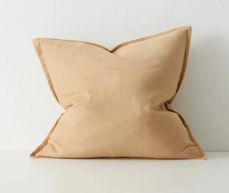 Cushion Fiore Honey 50x50.jpg Cushion Fiore Honey W/Fill 50x50