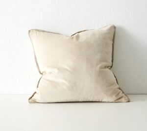 Cushion Francesca Salt P/In 50x50